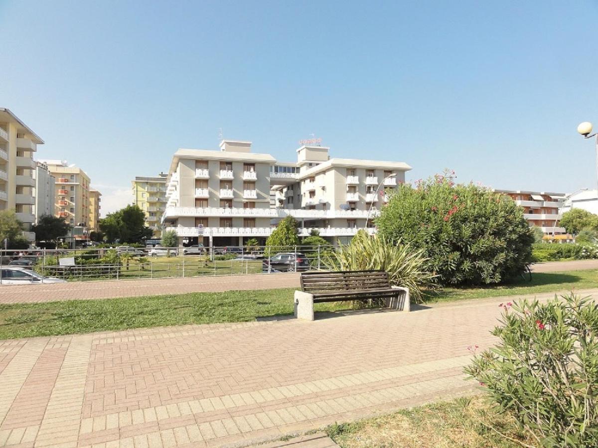 Corso - Appartamenti Bibione Extérieur photo